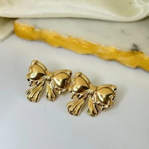 Bow stud earrings