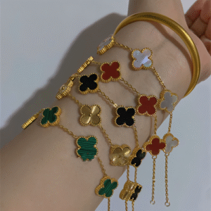 Mini Clover Bracelet